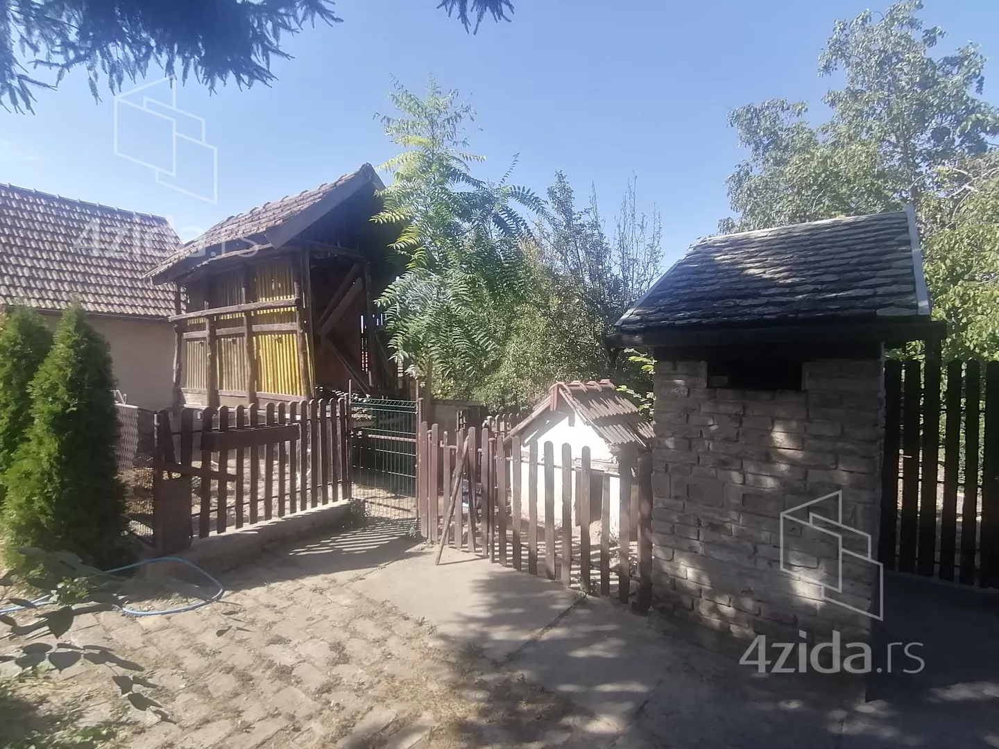 Kuća | 4zida