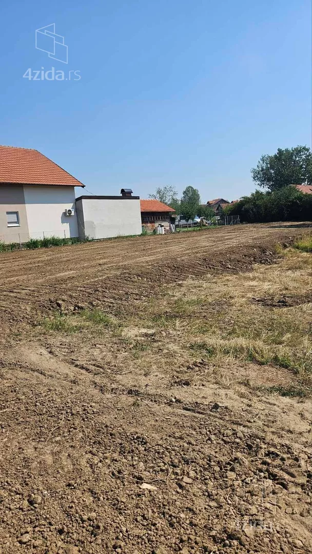 Građevinsko zemljište | 4zida