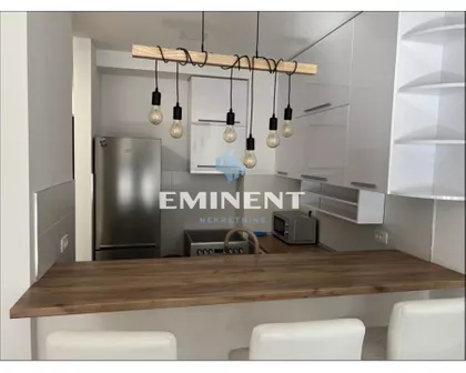 Tadije Sondermajera | 4zida.rs