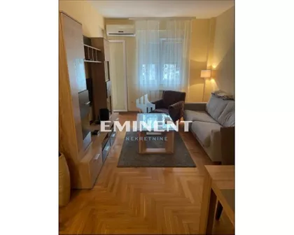 Nedeljka Gvozdenovića | 4zida.rs