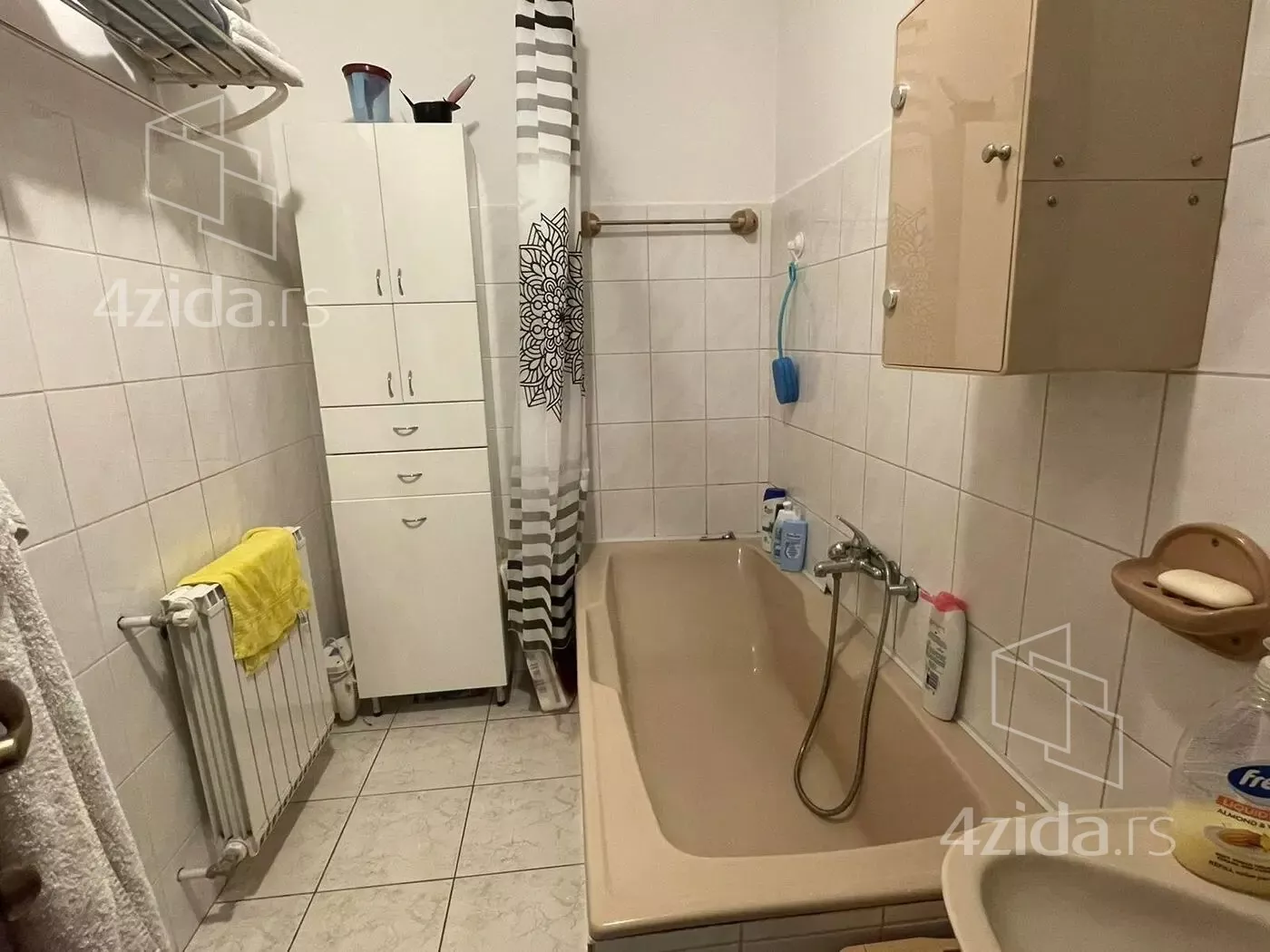 3-etažna kuća | 4zida