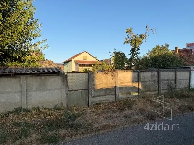 Građevinsko zemljište | 4zida