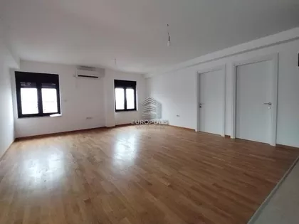 Kolašinska | 4zida.rs