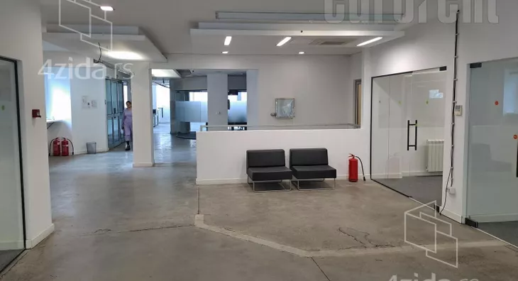 Poslovni prostor | 4zida