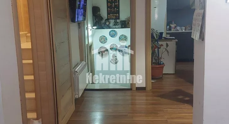 4-etažna kuća | 4zida