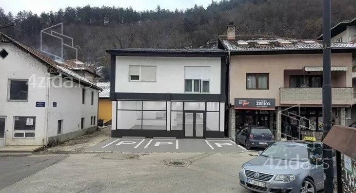 Poslovni prostor | 4zida