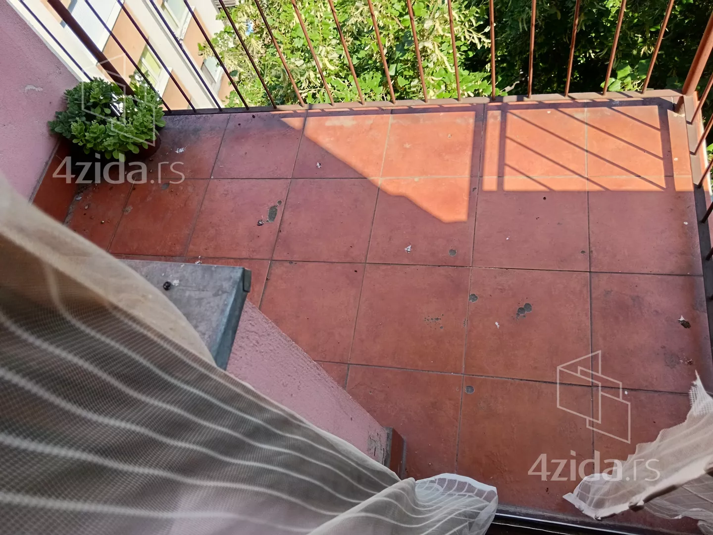 Garsonjera | 4zida