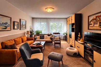 Vlade Aksentijevića | 4zida.rs