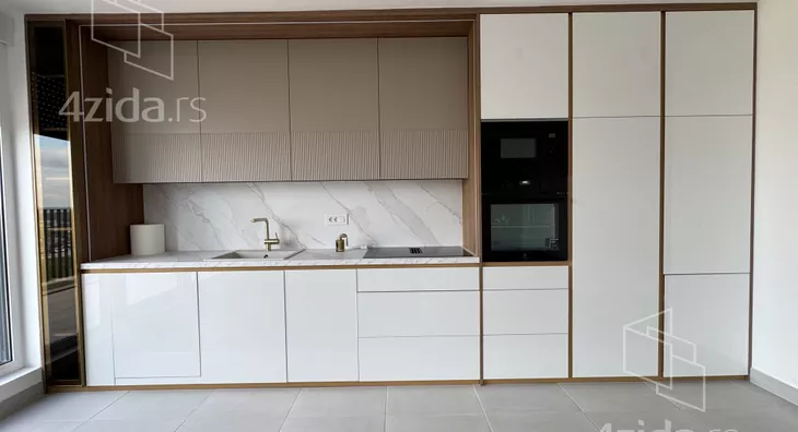 Troiposoban stan | 4zida