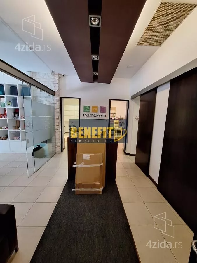Poslovni prostor | 4zida