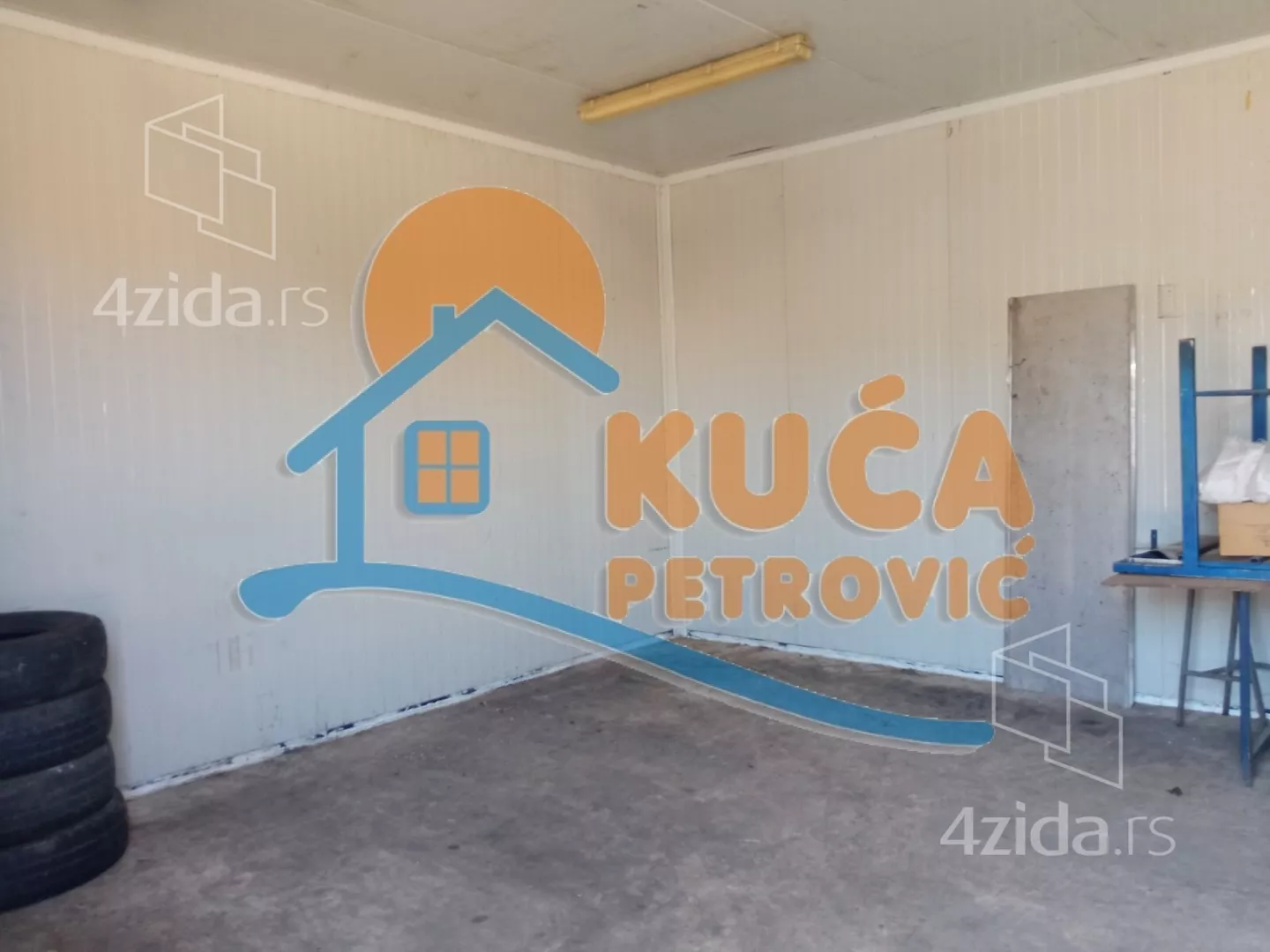Lokal | 4zida