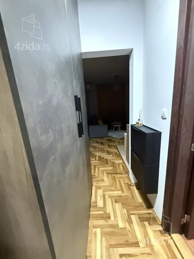 Garsonjera | 4zida