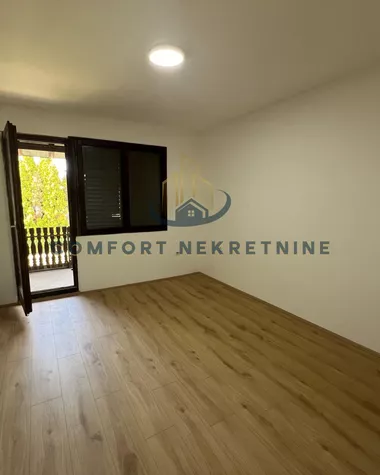 Majur