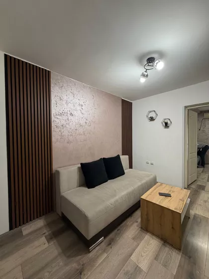 Ruže Jovanović 50 | 4zida.rs