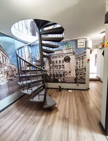 Knez Mihailova | 4zida.rs