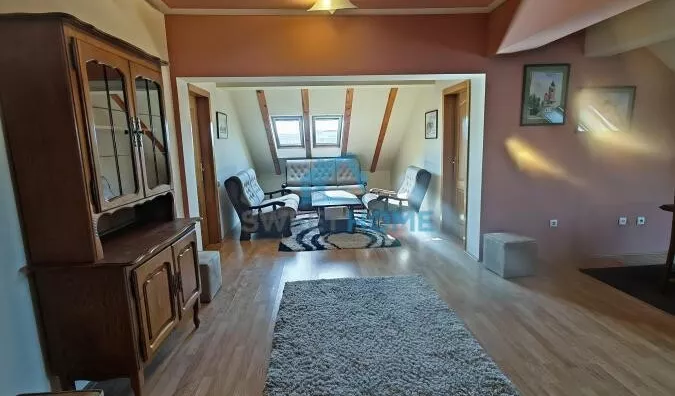 Četvoroiposoban stan | 4zida