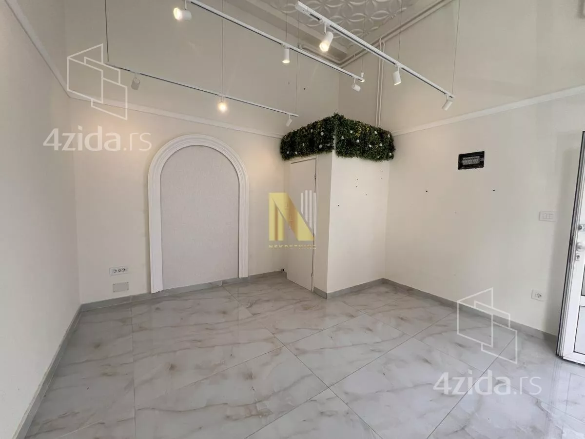 Lokal | 4zida
