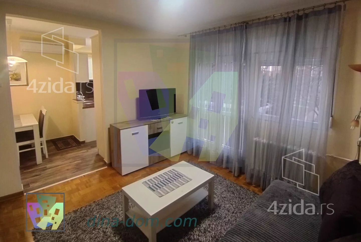 Jednoiposoban stan | 4zida