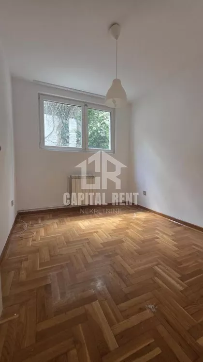 Senjačka | 4zida.rs