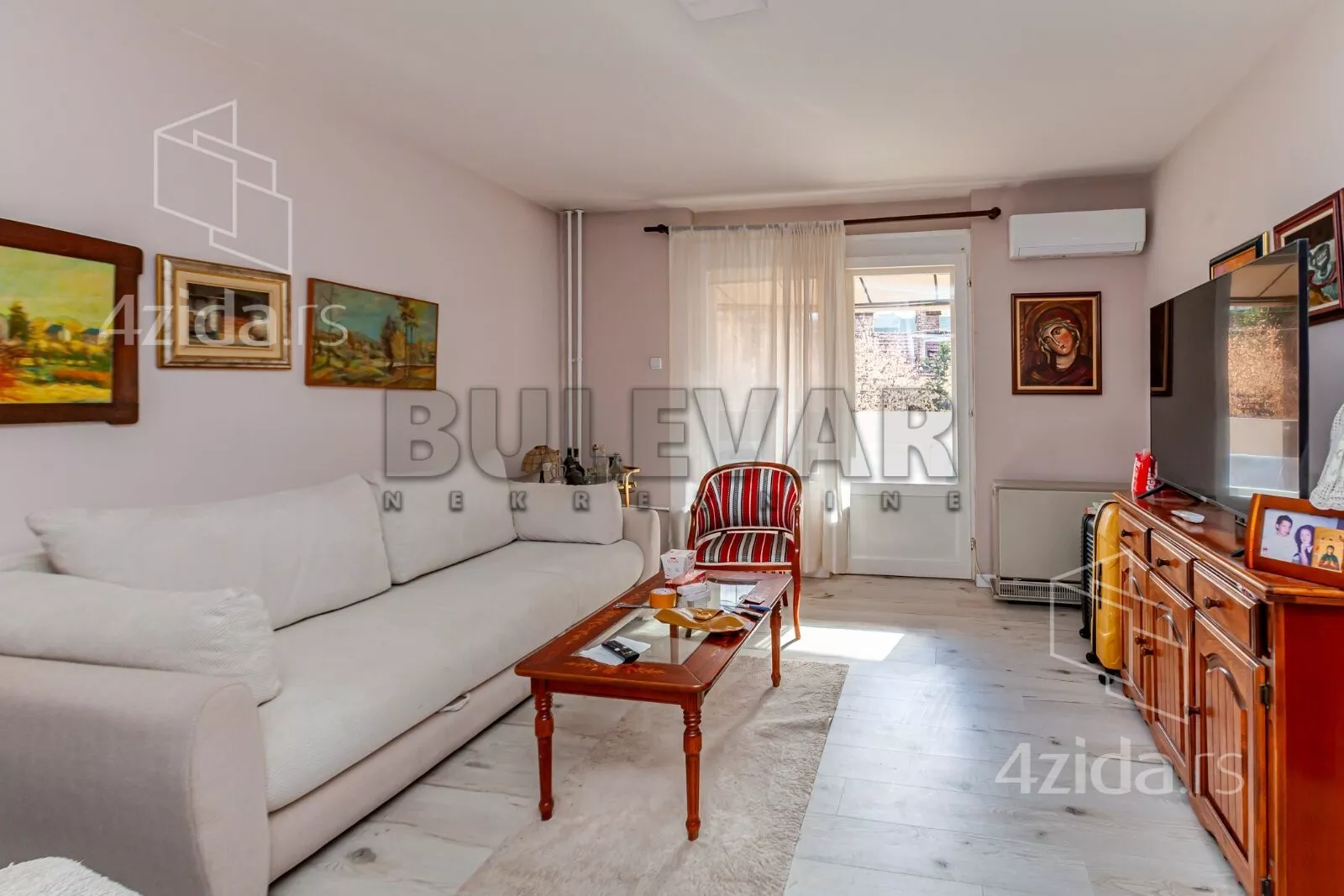 Troiposoban stan | 4zida