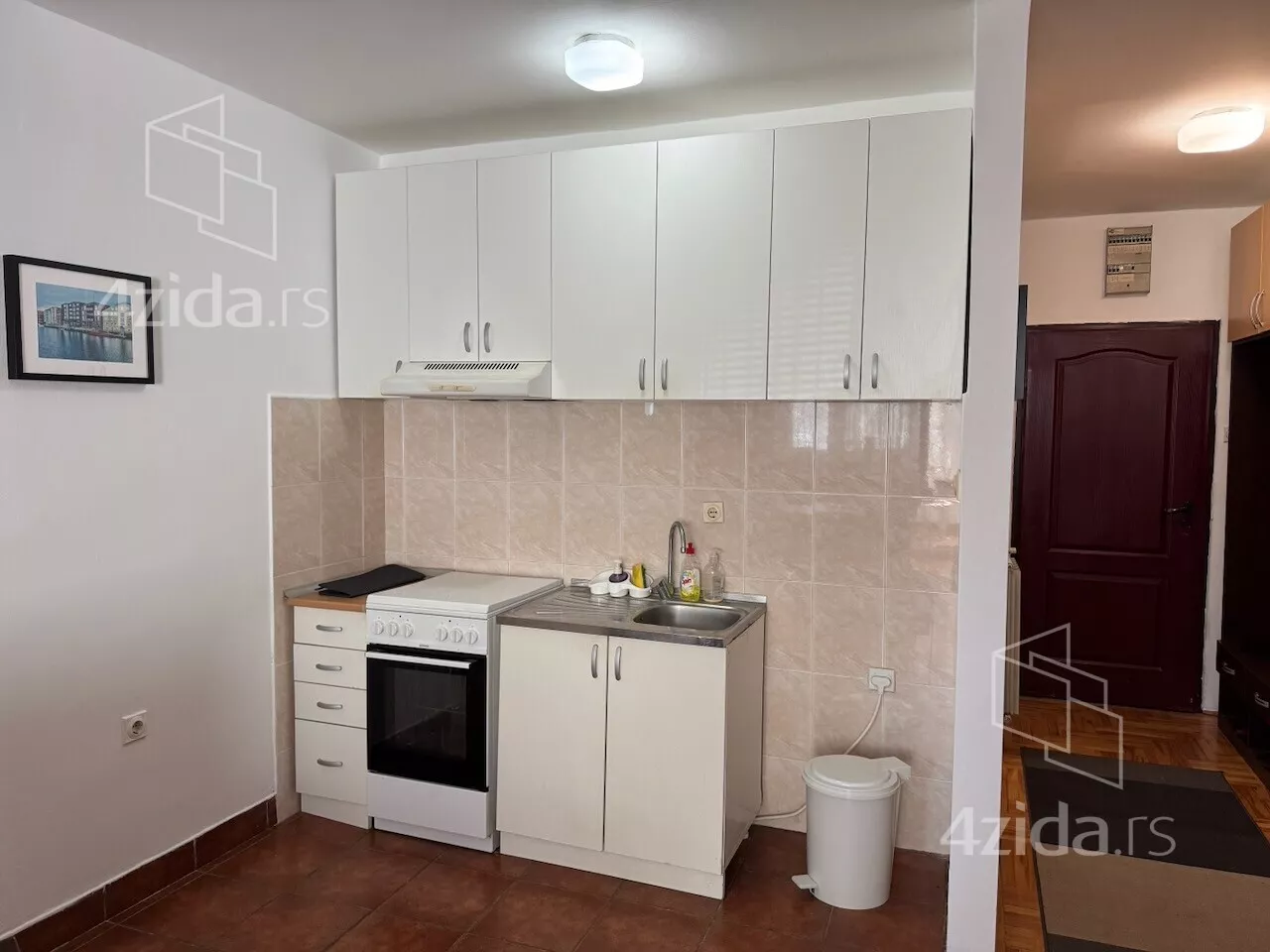 Jednoiposoban stan | 4zida