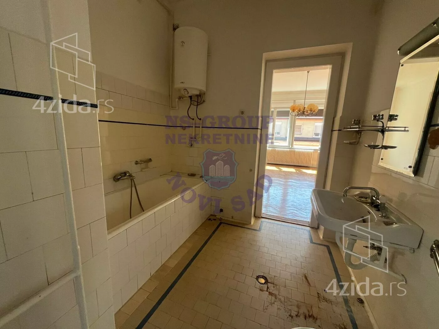 Troiposoban stan | 4zida