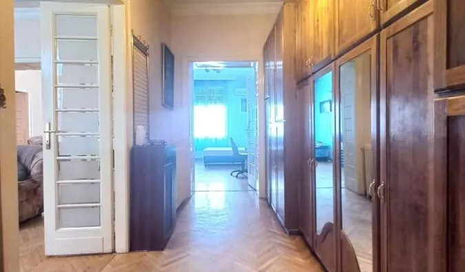 Četvoroiposoban stan | 4zida