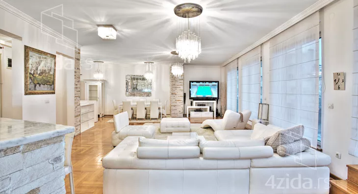 Petosoban stan | 4zida