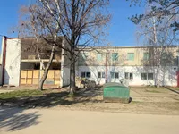 Poslovna zgrada | 4zida