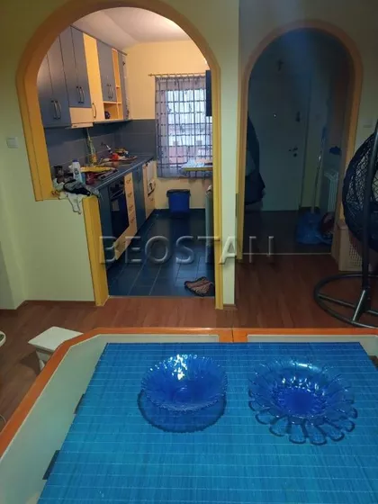 Prvomajska | 4zida.rs