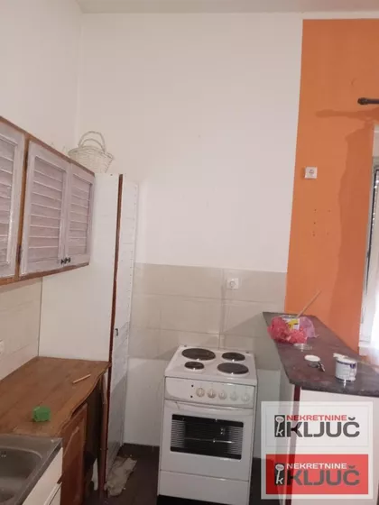Podbara | 4zida.rs