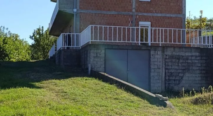 3-etažna kuća | 4zida