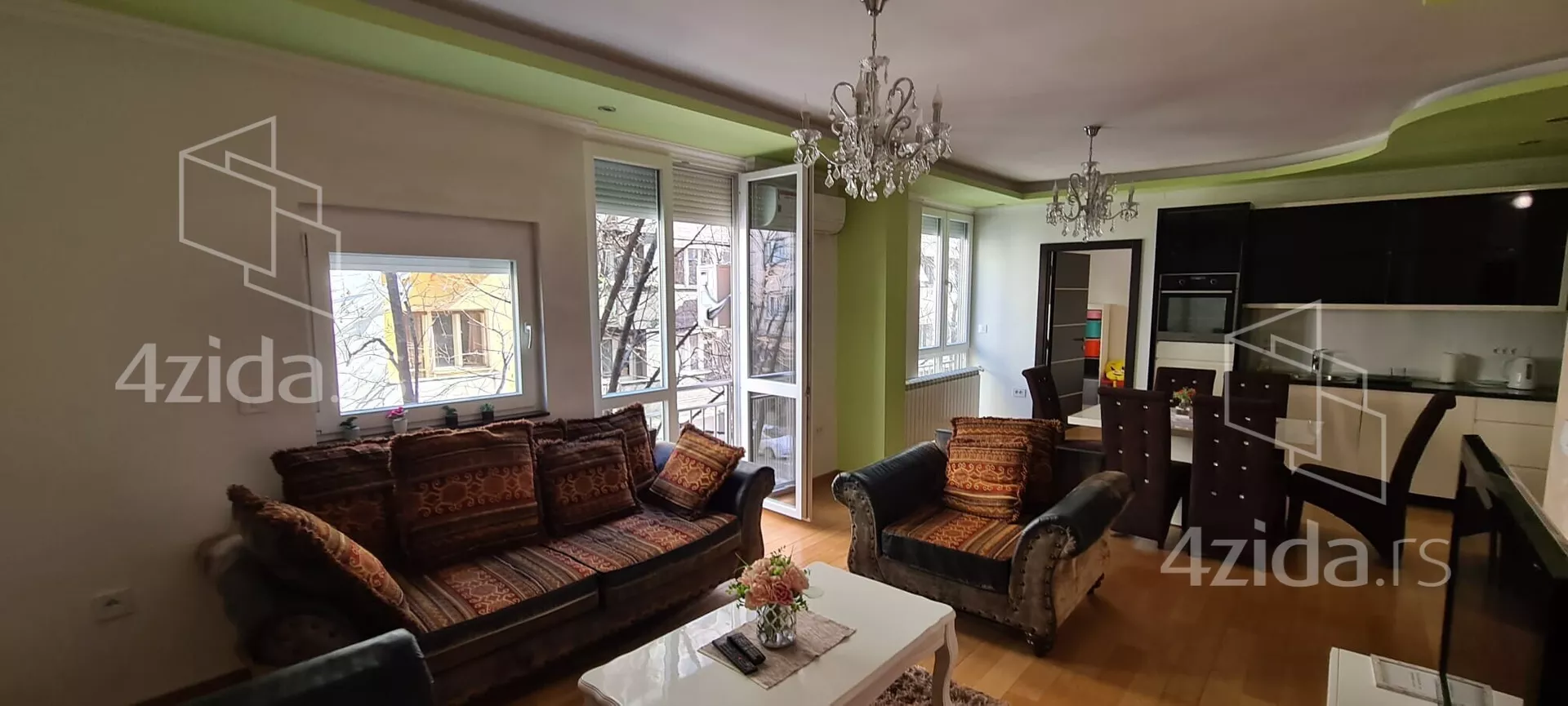 Troiposoban stan | 4zida