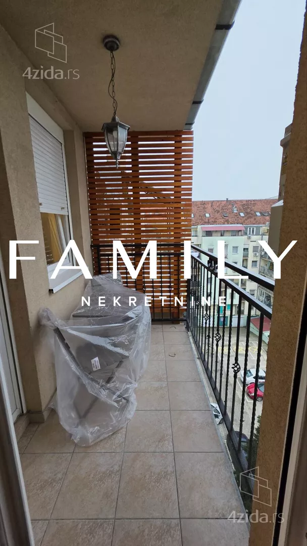 Troiposoban stan | 4zida