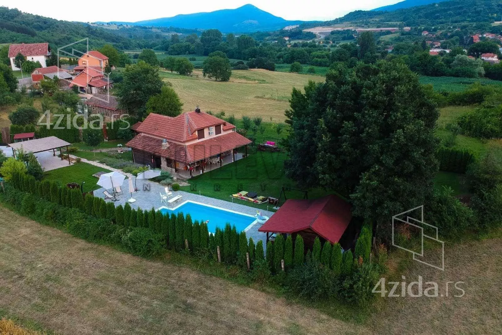 2-etažna kuća | 4zida