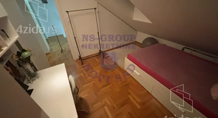 Četvoroiposoban stan | 4zida