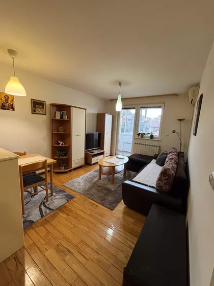 Jovanke Radaković | 4zida.rs