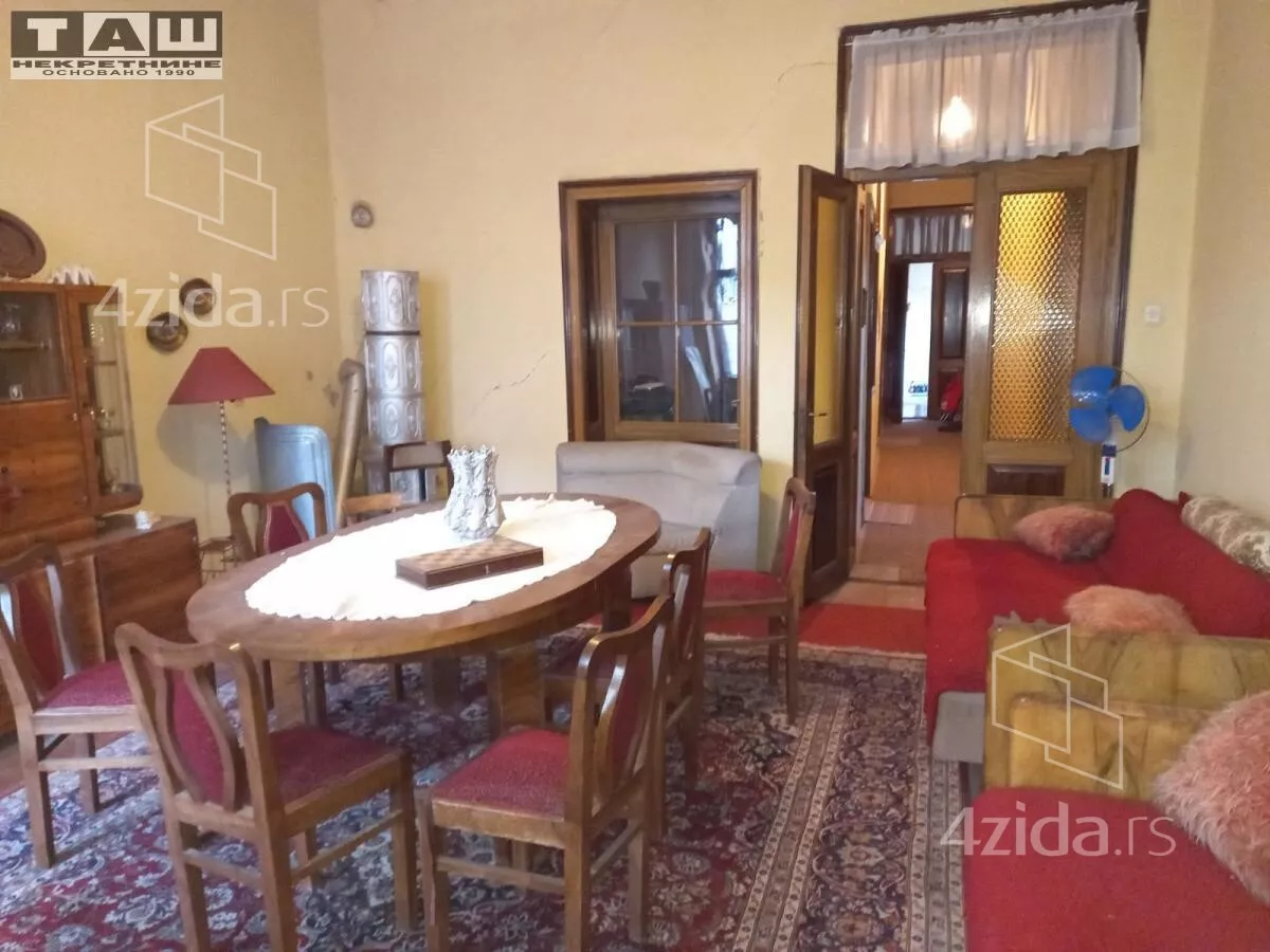 Kuća | 4zida