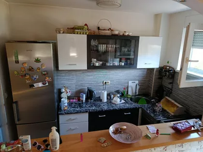 Tršćanska | 4zida.rs