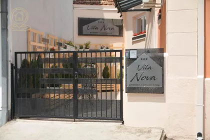 Ekonomski/Pravni Fakultet | 4zida.rs