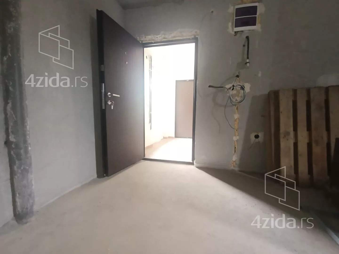 Garaža | 4zida
