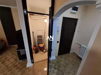 Ismeta Mujezinovića | 4zida.rs