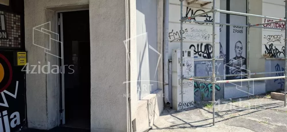 Poslovni prostor | 4zida