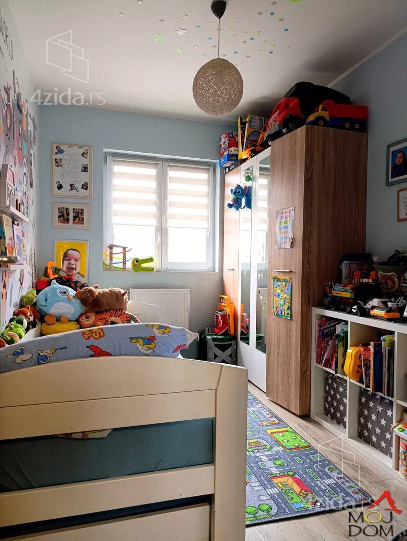 Četvoroiposoban stan | 4zida