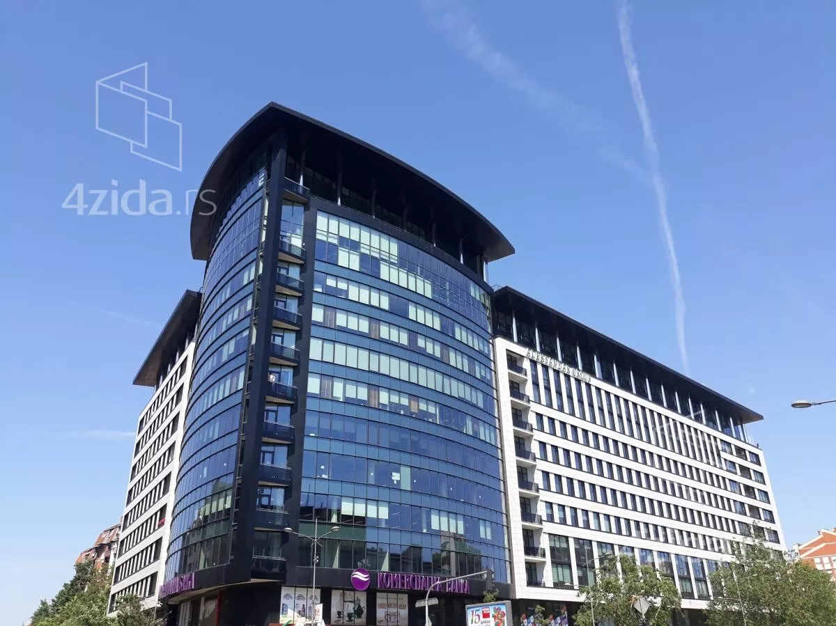 Poslovni prostor | 4zida