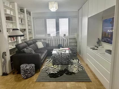 Patrijarha Joanikija | 4zida.rs