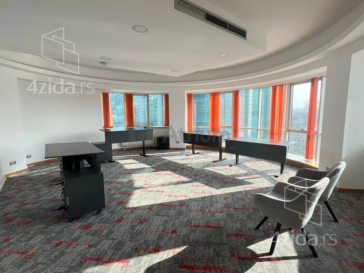 Poslovna zgrada | 4zida