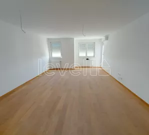 Petrovaradin, Gradske lokacije, Novi Sad, 3.0 stan | 4zida.rs