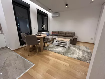 Vase Stajića | 4zida.rs