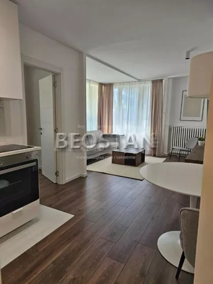 Svetozara Papica | 4zida.rs